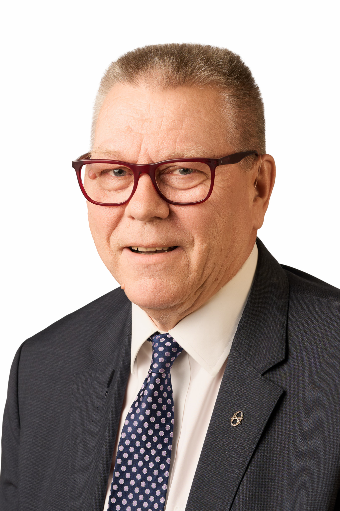 Tapio Honkamaa.