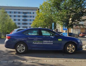 Henkilöauto.