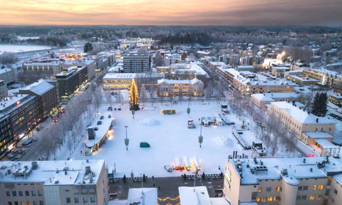 Ilmakuva Mikkelin torista talvella.