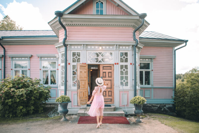 Tertin kartanon sisäänkäynti