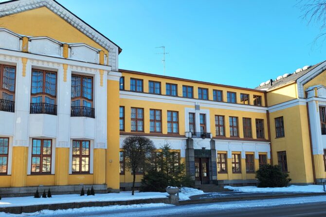 Kaupungintalo talvella 2026