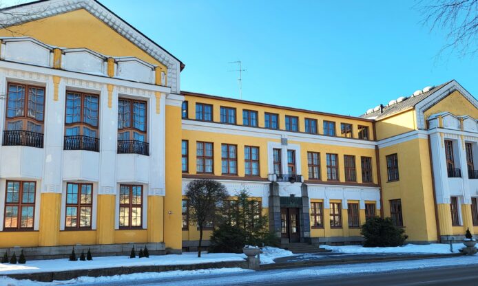 Kaupungintalo talvella 2026