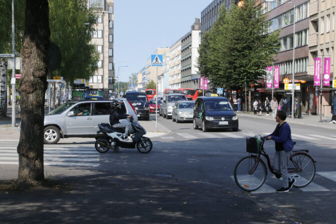 Liikennettä Mikkelissä.