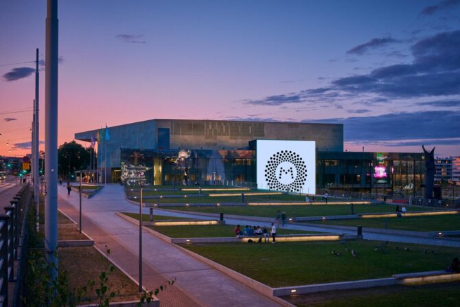 Musiikkitalo Helsingissä.