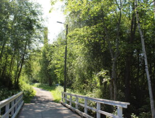 Kävelysilta.