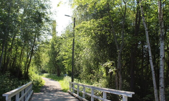 Kävelysilta.